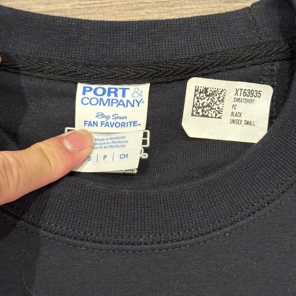 Stars Wars The Mandalorian Crewneck Sweatshirt Mens Size Small Black Baby Yoda - Picture 3 of 5